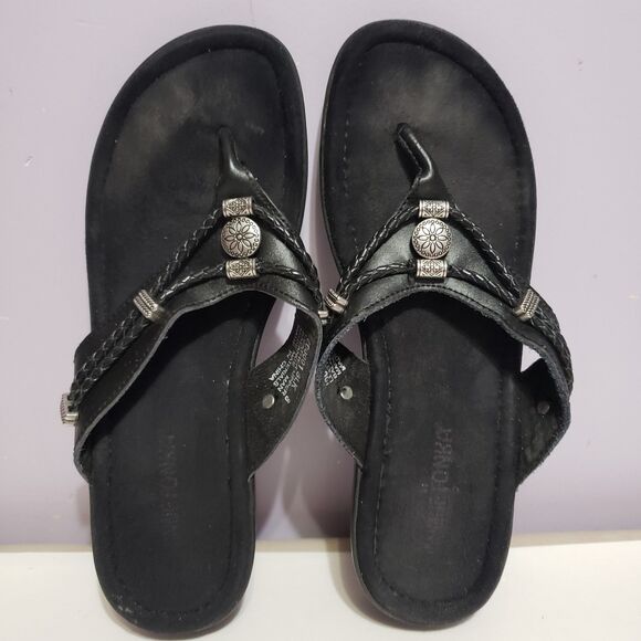 Minnetonka Black Leather Women's Slip On Sandals Sz 8 - Picture 1 of 8